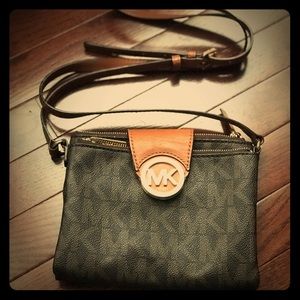 Michael Kors Crossbody